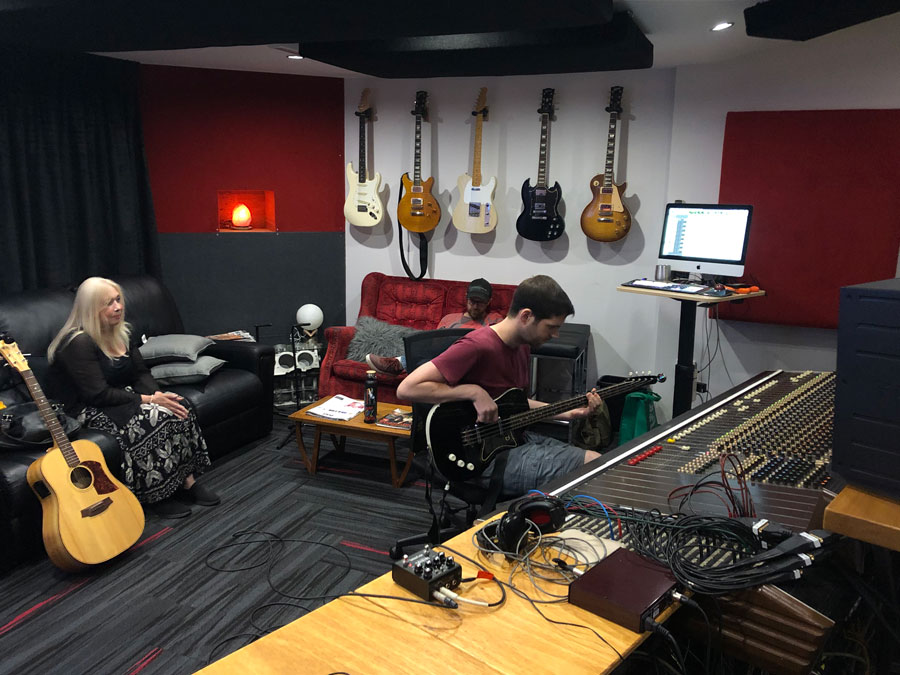 Lily Duval- Andrew Beck - Pete Holz